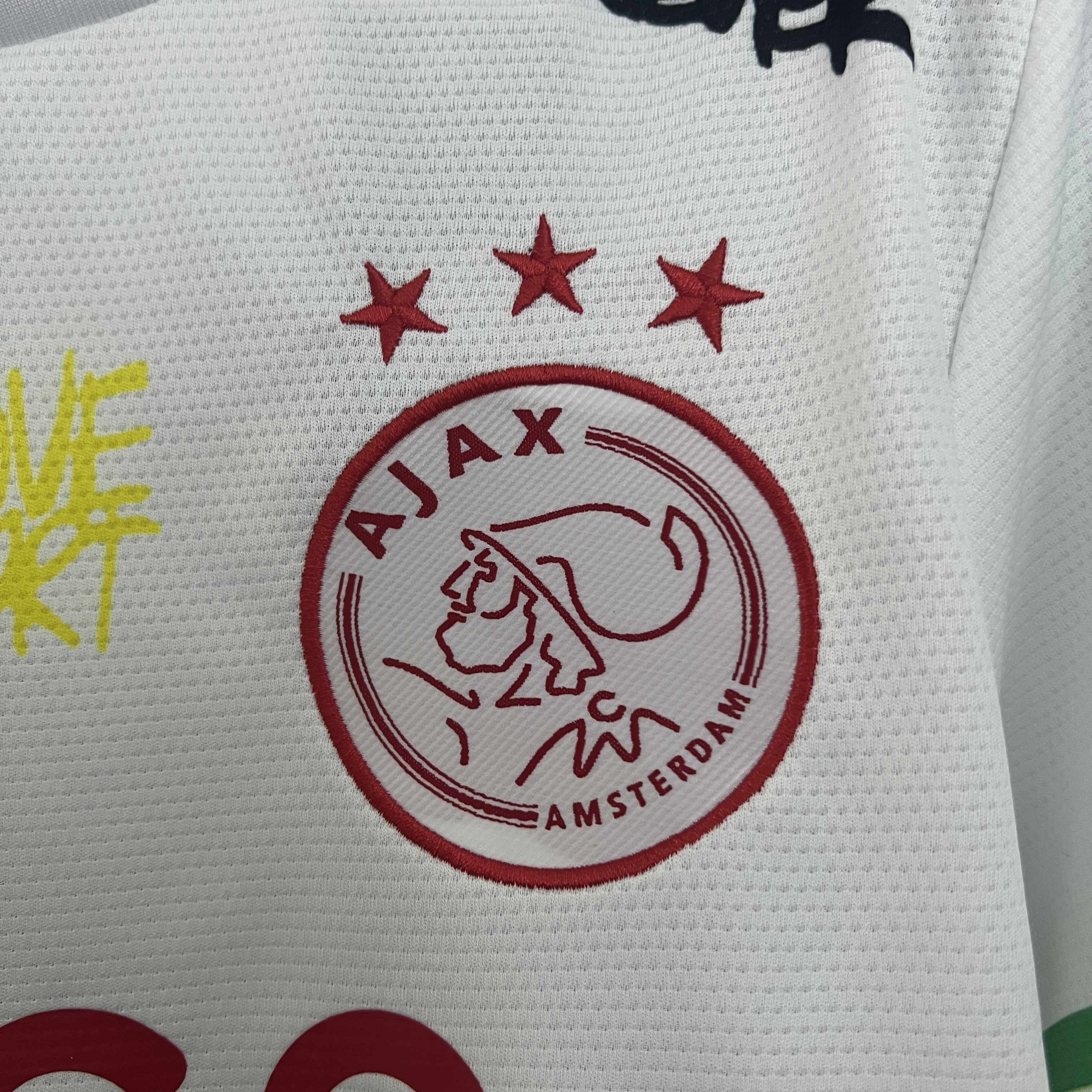 Camisa Ajax Edição Especial 25/26 - Branca Bob Marley