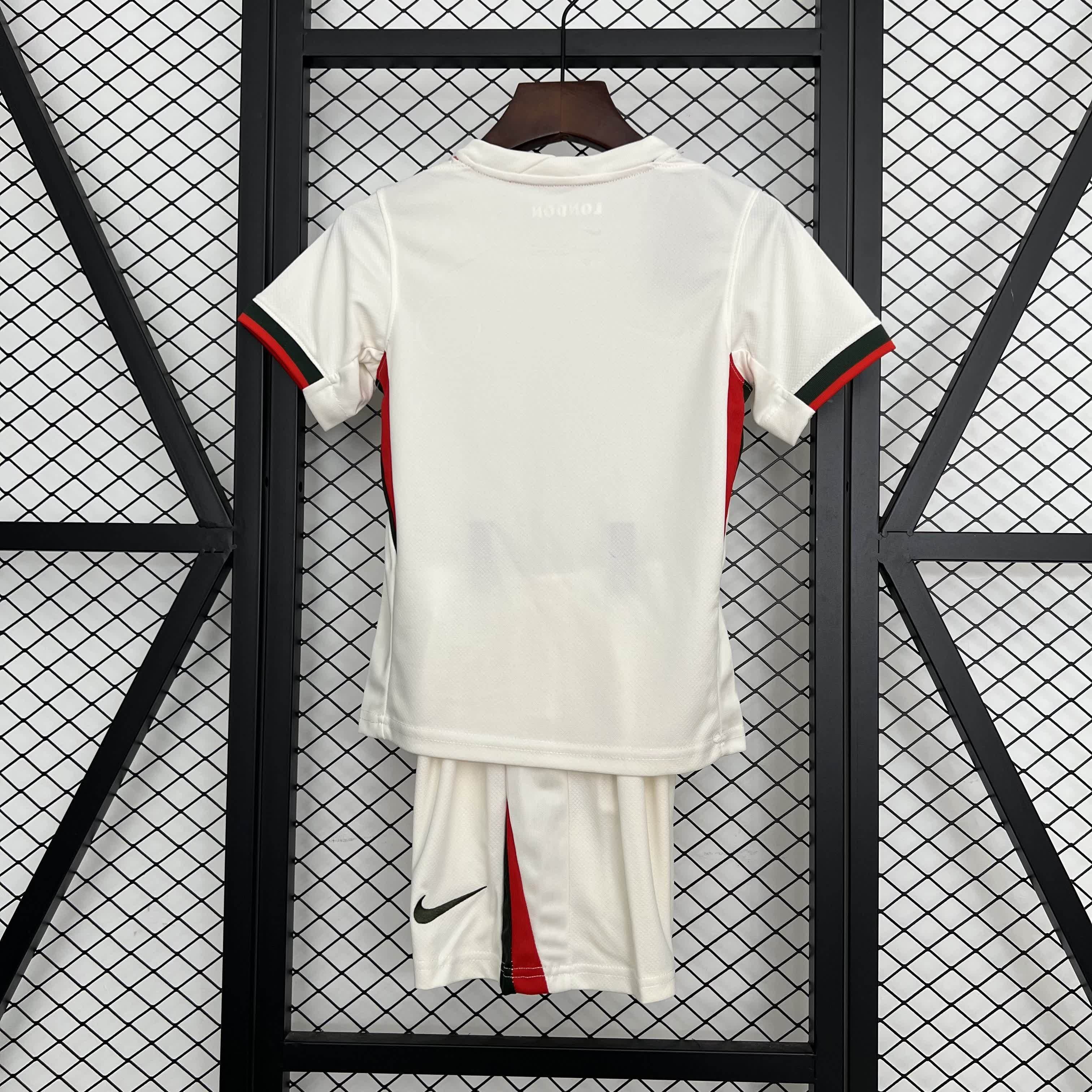 Conjunto Chelsea Away 25/26