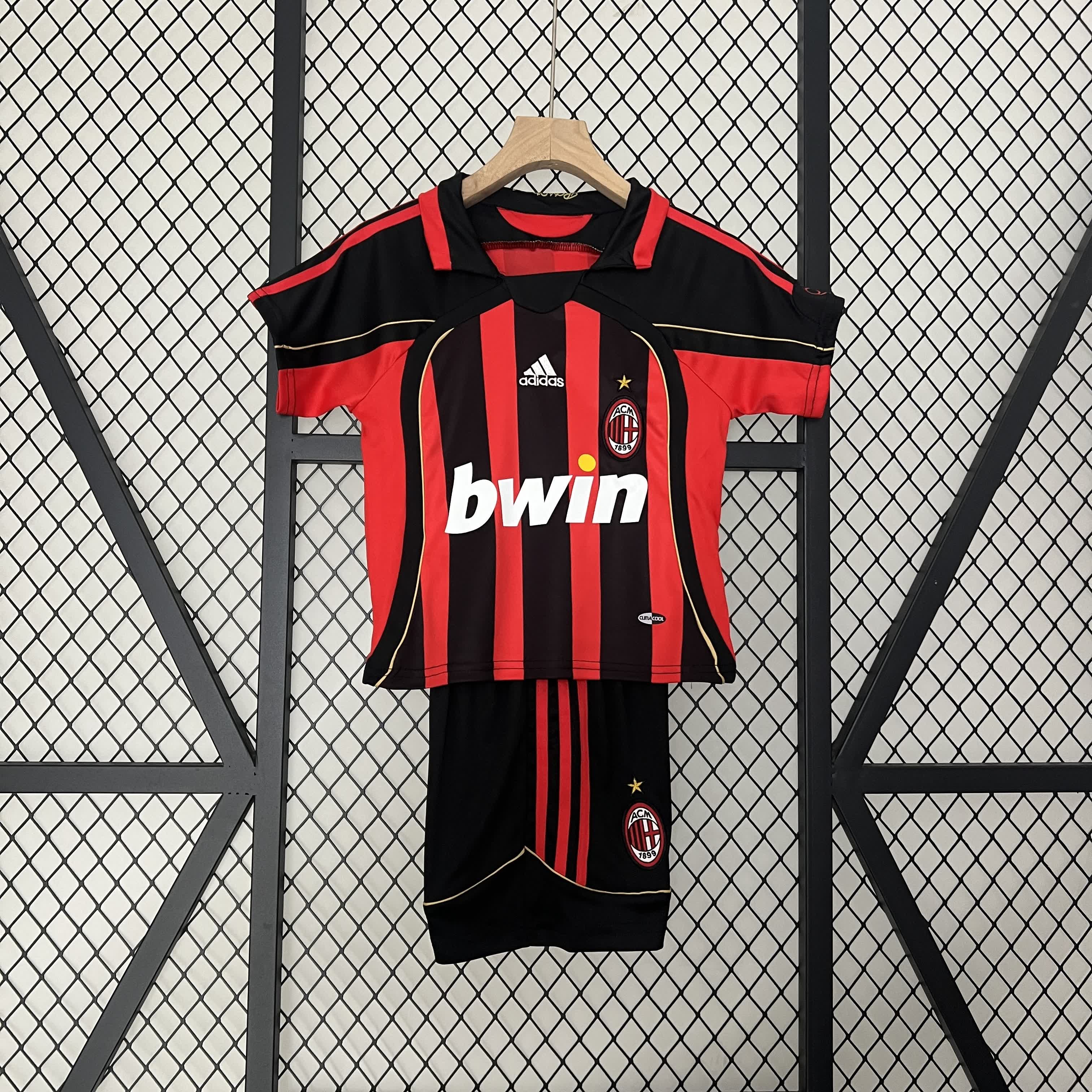 Conjunto Infantil Milan Titular 2006 - Vermelho e Preto