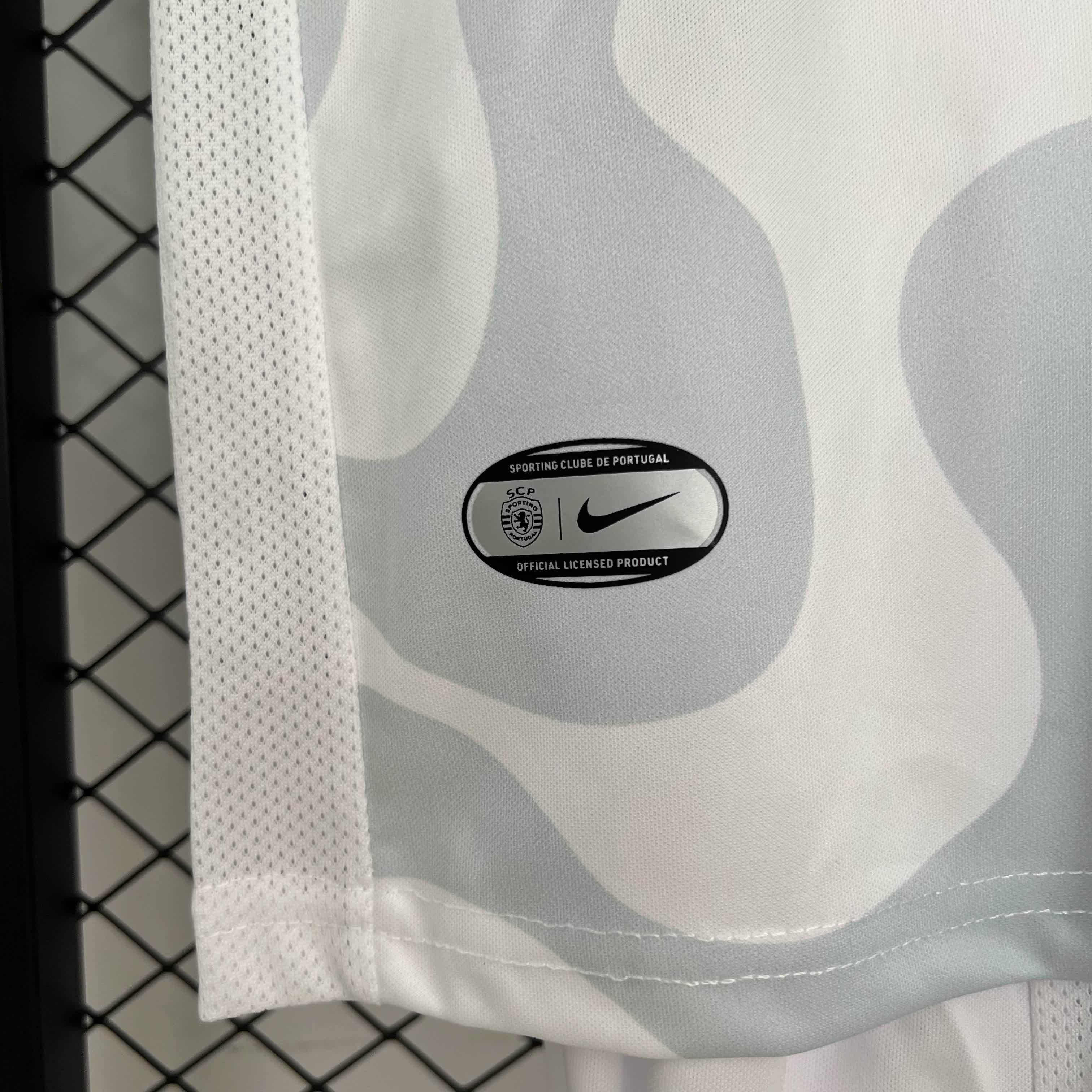 Conjunto Sporting Away 25/26