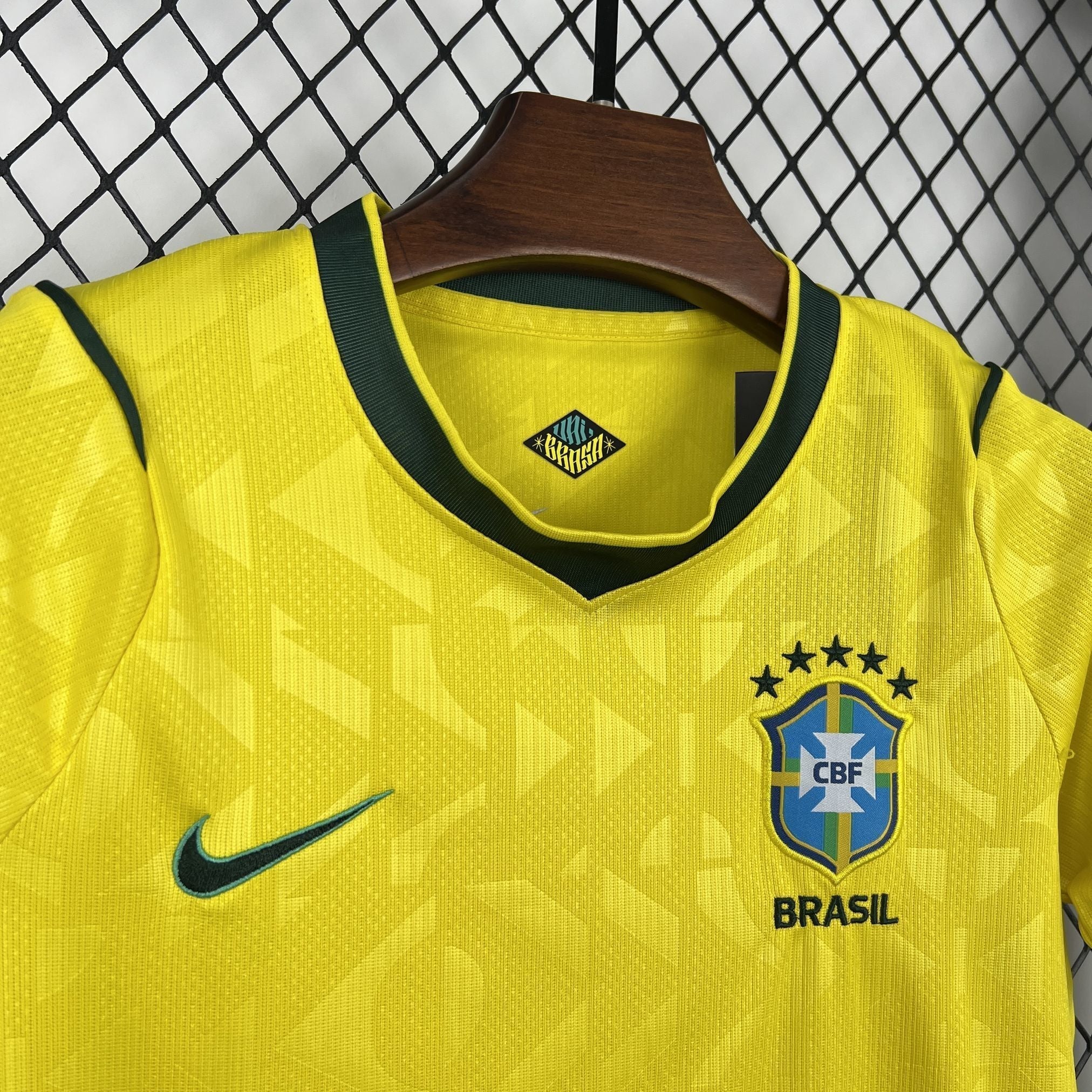 Conjunto Infantil Brasil Titular 2026 - Amarelo