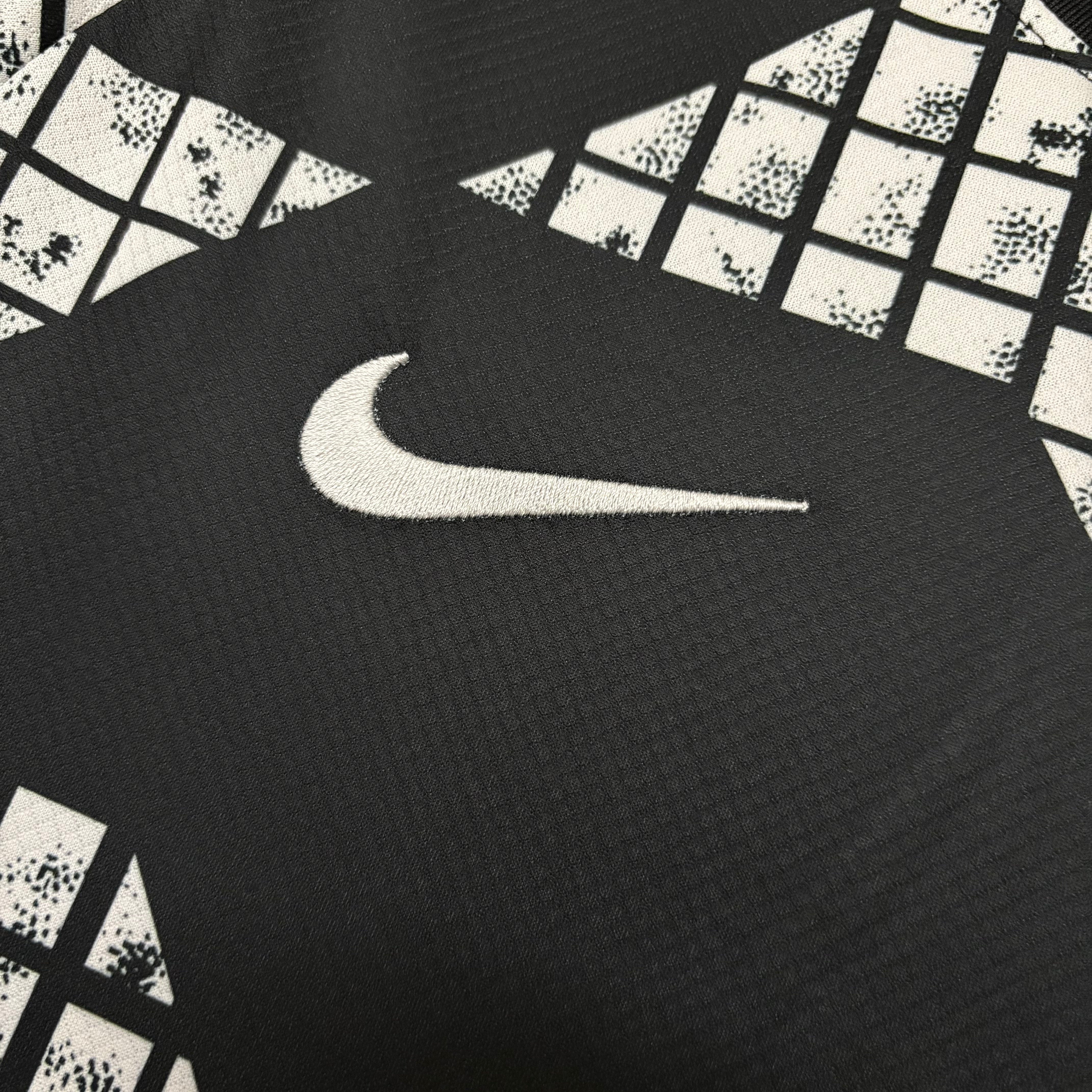 Camisa Corinthians 25/26 - Preta e Branca