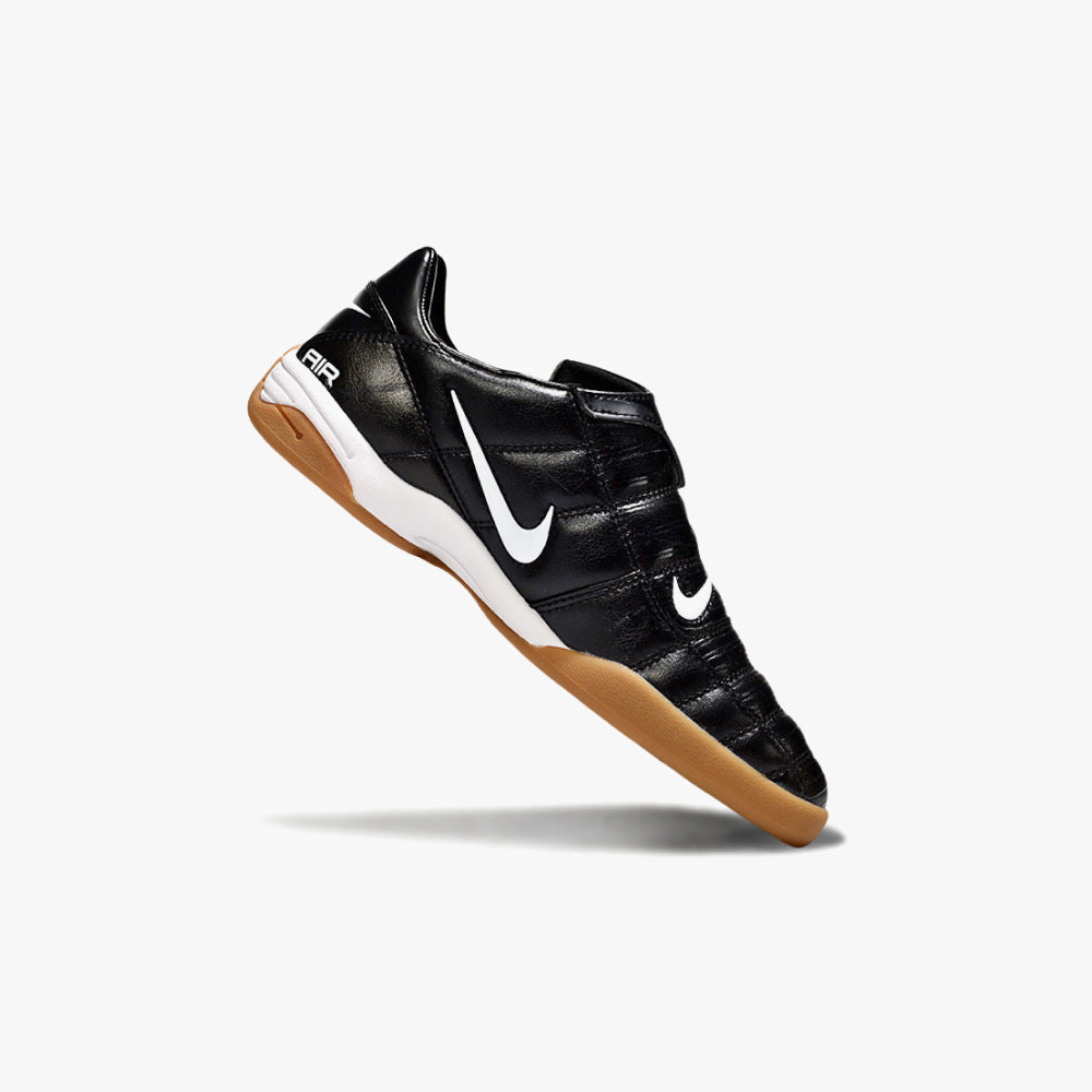 NIKE TOTAL 90 (IC)