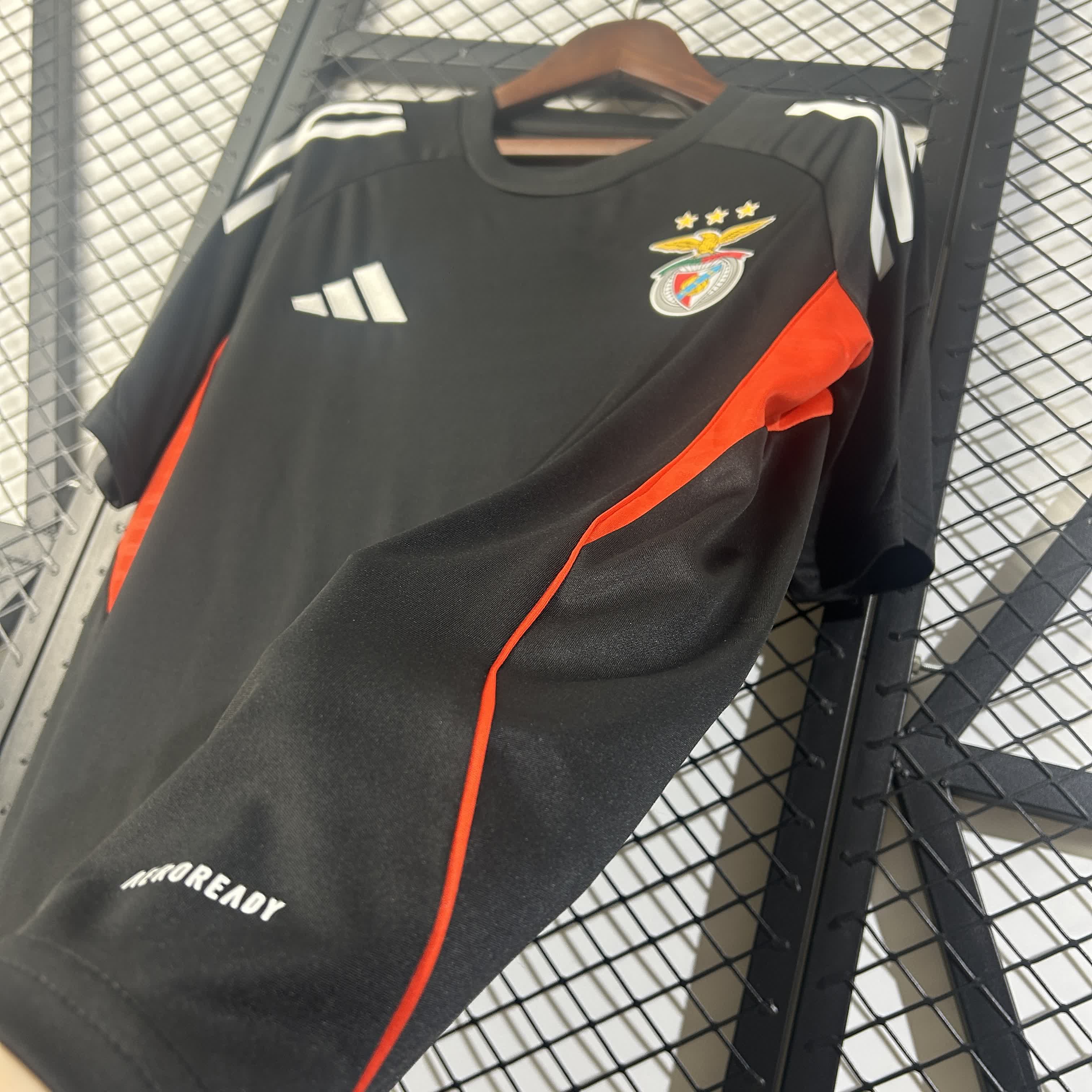 Camisa de Treino Benfica 25/26 - Preta