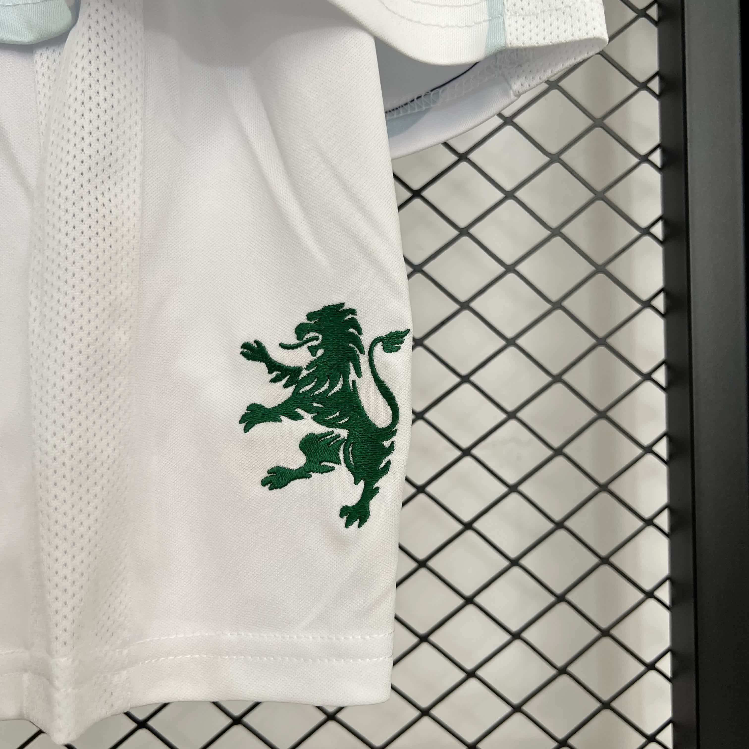 Conjunto Sporting Away 25/26