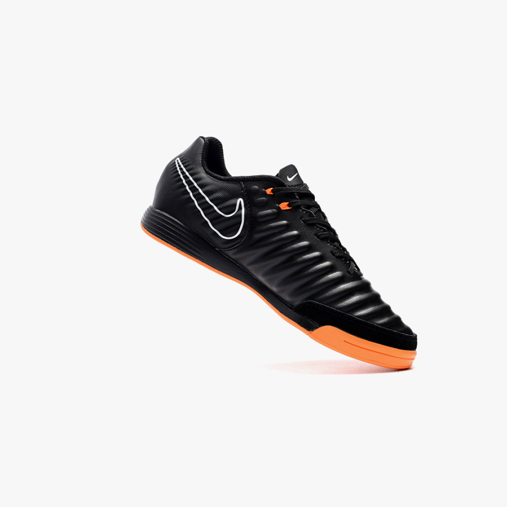 NIKE TIEMPO LIGERA